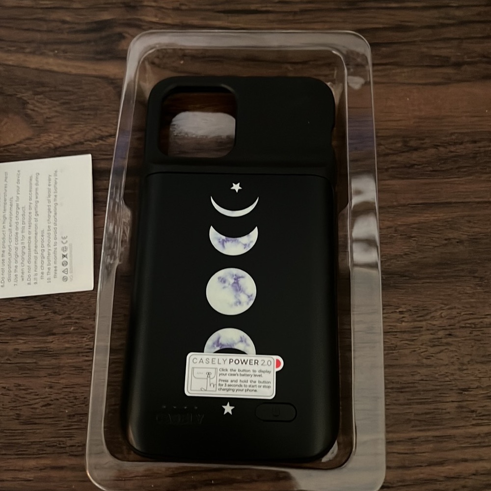 Battery powered charging iPhone 12 case.